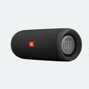 Brand New JBL Flip 5 Portable Speaker